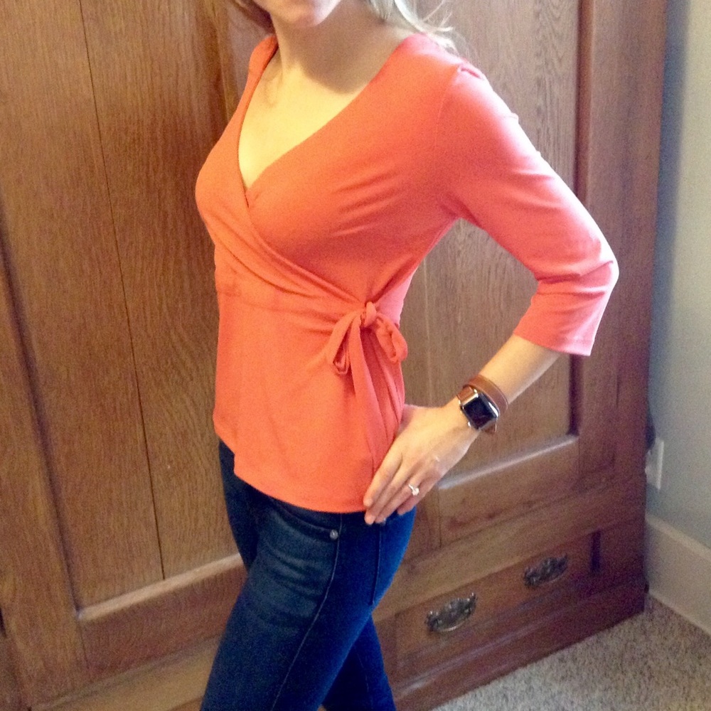 New York and Co coral wrap top